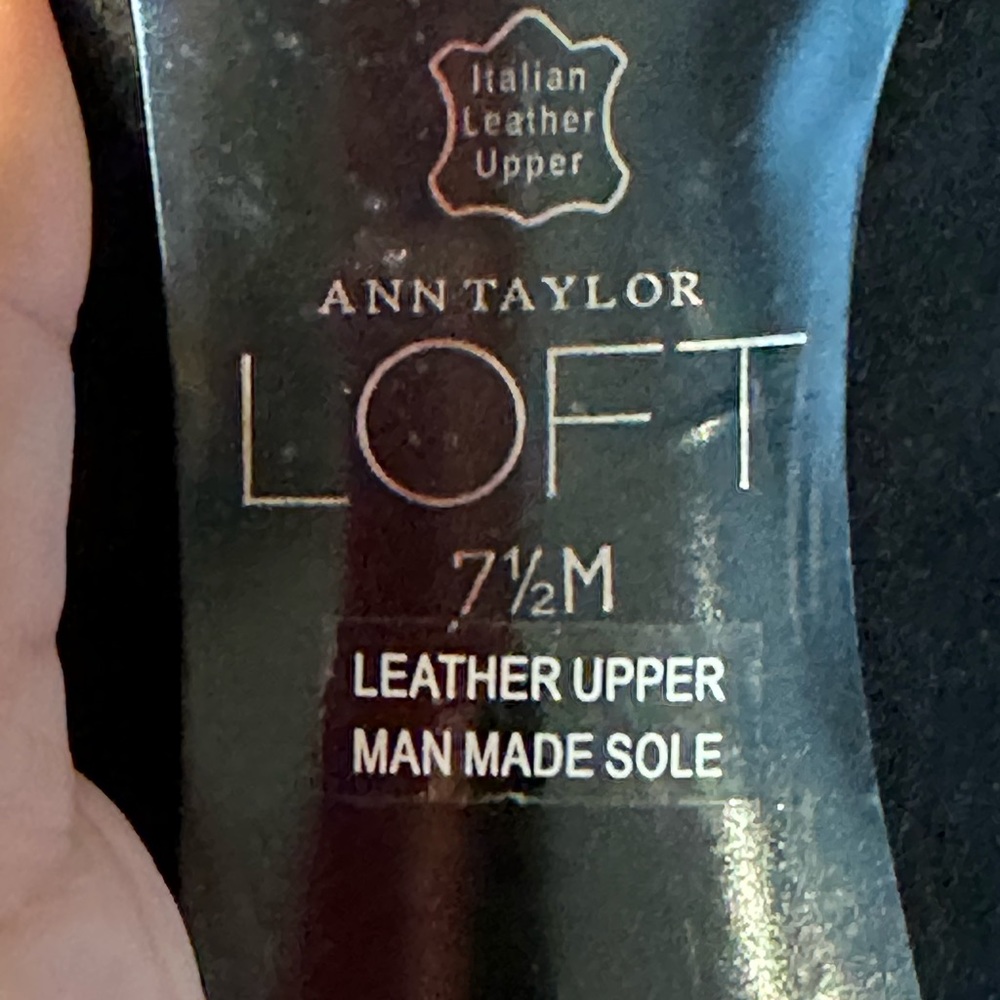 Ann Taylor Loft Suede/ Leather Black Heels, size 7.5 - Picture 4 of 9